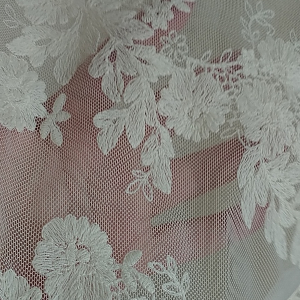 Sundance, 100% Linen & Lace Top XS - Picture 6 of 11